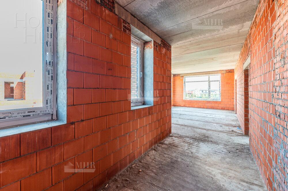 2-этажный коттедж 297.62 м² без отделки