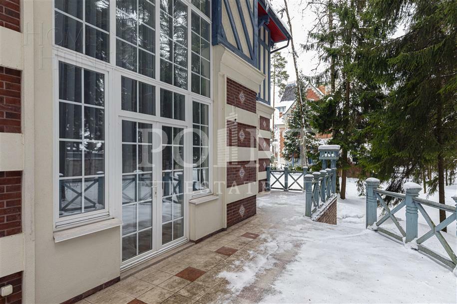 2-этажный коттедж 687 м² с отделкой