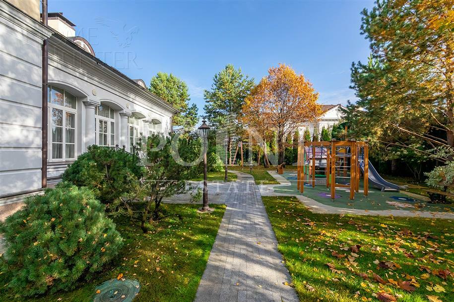 КОТТЕДЖ 2 000 м² с отделкой