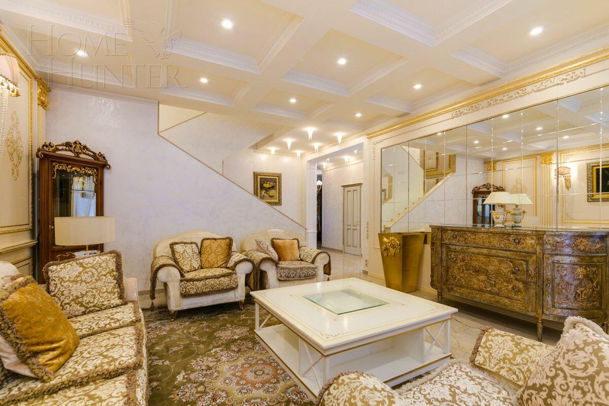 2-этажный таунхаус 385 м² с отделкой