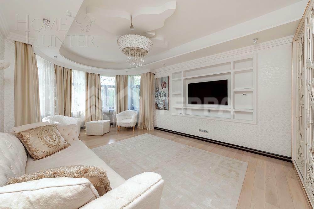 3-этажный коттедж 768 м² с отделкой