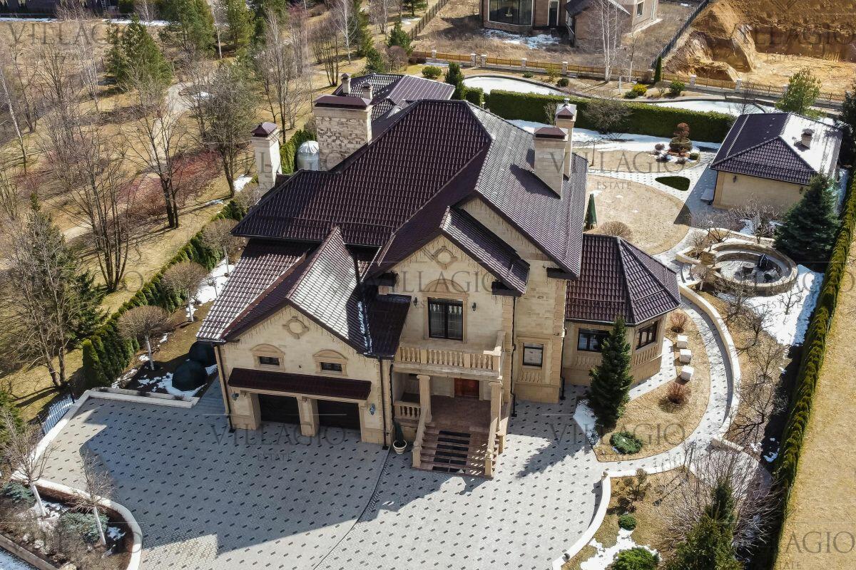 2-этажный коттедж 660 м² с отделкой