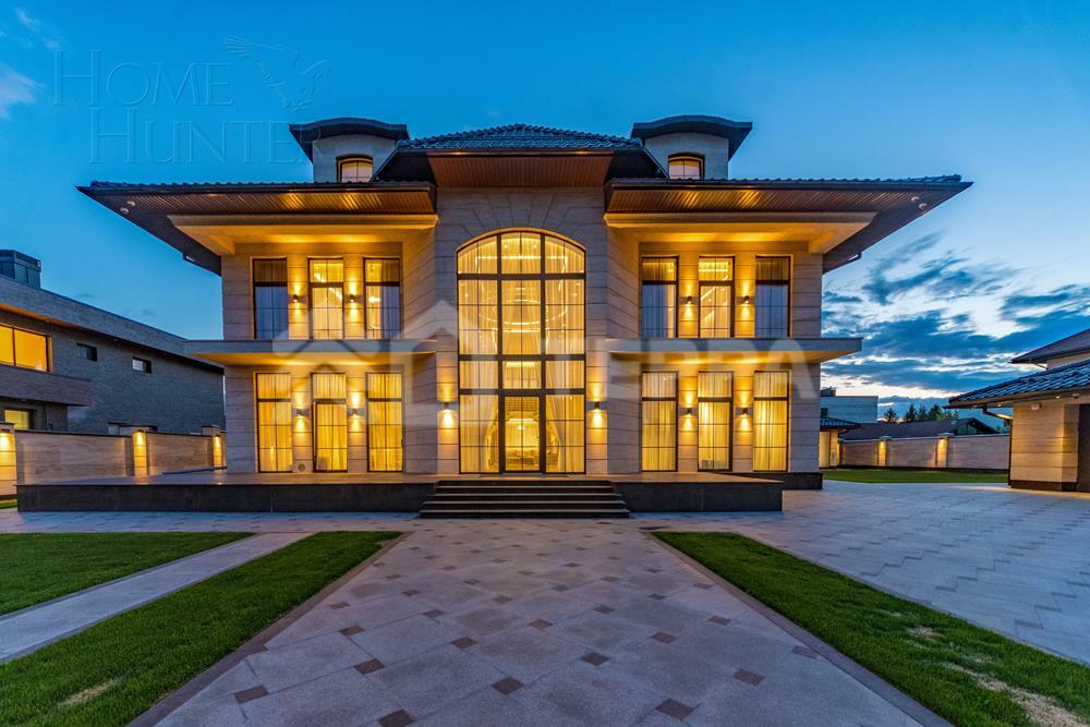 2-этажный коттедж 750 м² с отделкой