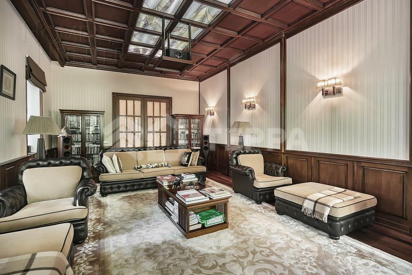 2-этажный коттедж 850 м² с отделкой