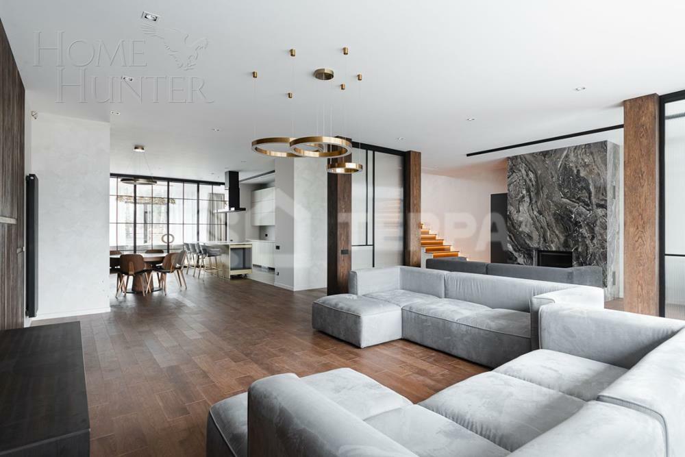 3-этажный таунхаус 945 м² с отделкой