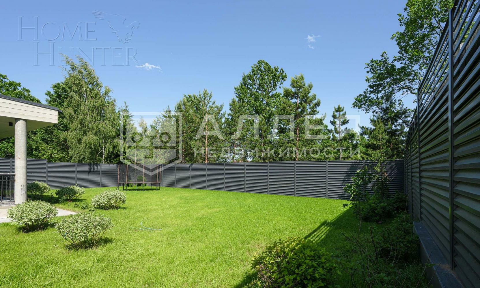 3-этажный коттедж 528 м² с отделкой