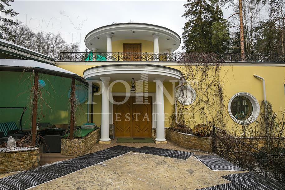 КОТТЕДЖ 1 400 м² с отделкой