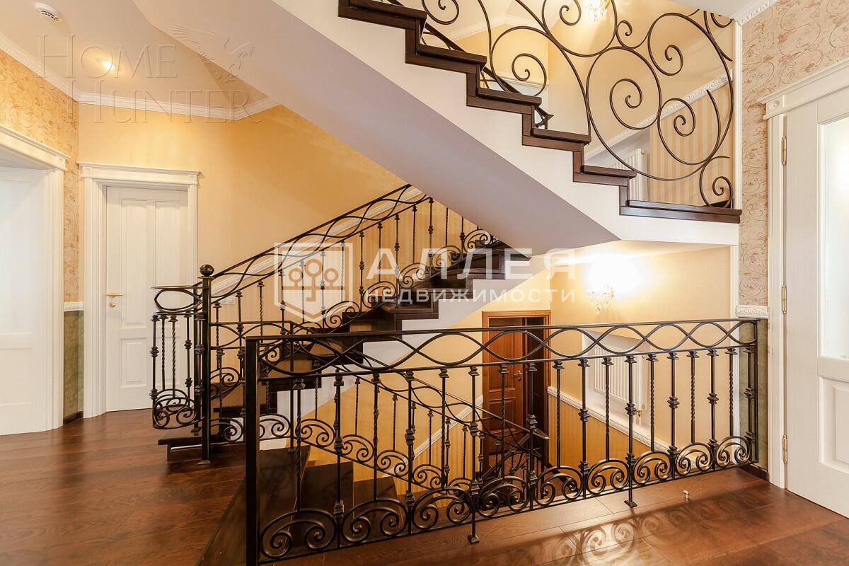 2-этажный коттедж 800 м² с отделкой