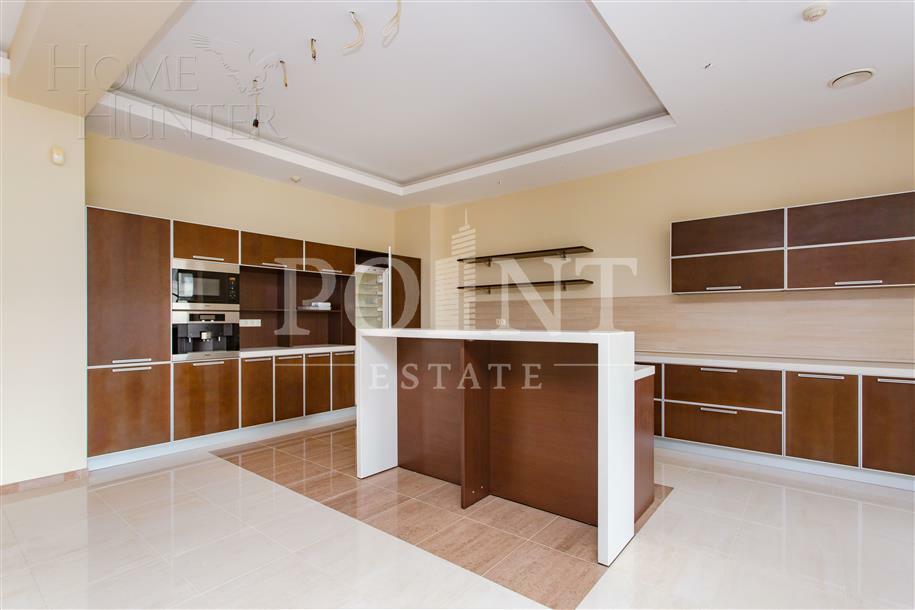 2-этажный коттедж 1 450 м² с отделкой