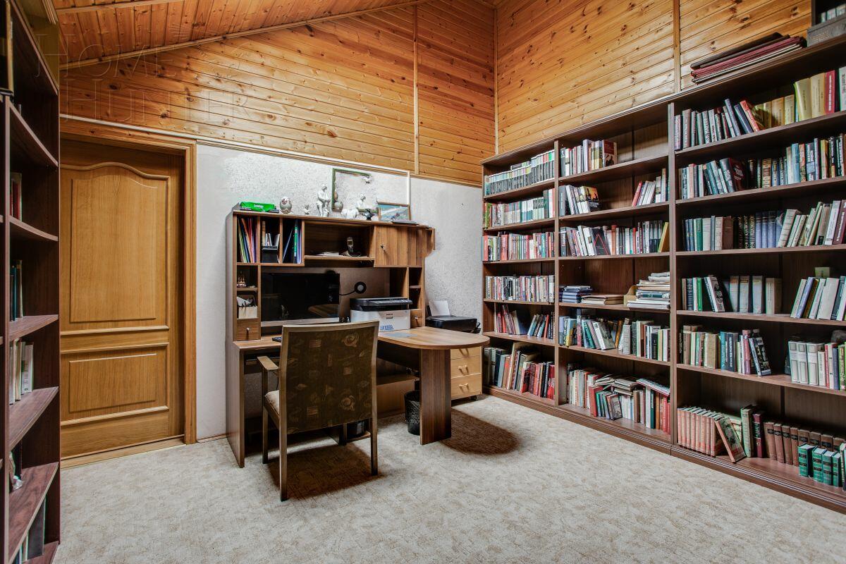 2-этажный коттедж 880 м² с отделкой