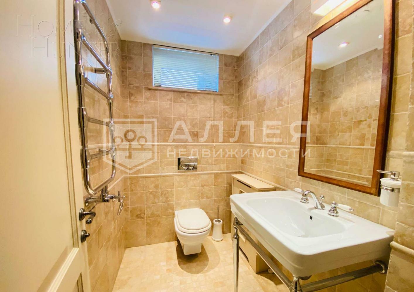 3-этажный коттедж 370 м² с отделкой