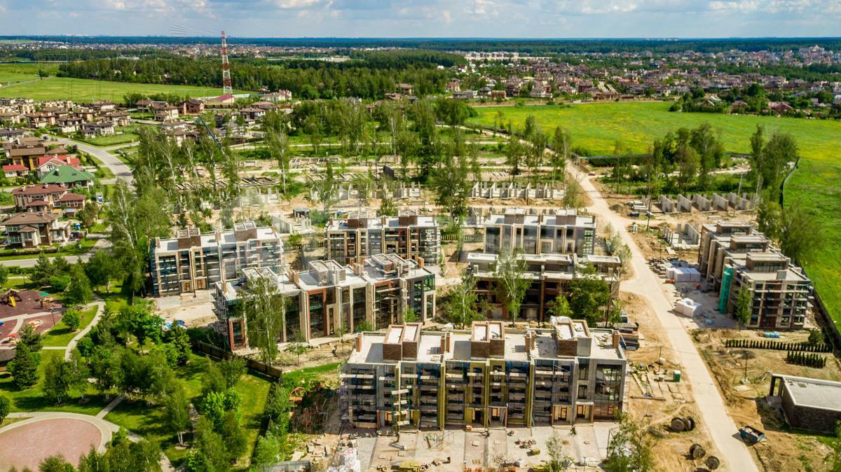 3-этажный таунхаус 311 м² без отделки