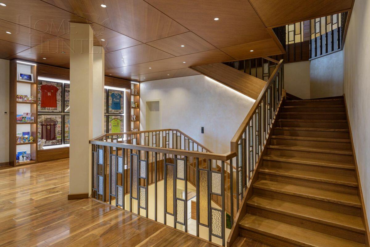 2-этажный коттедж 1 280 м² с отделкой