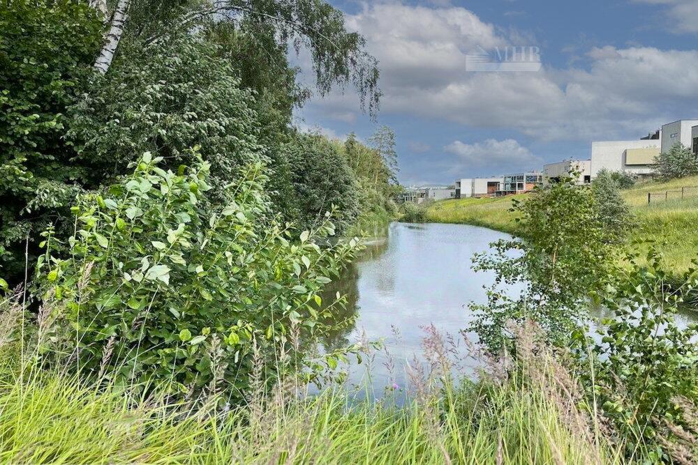 Участок 100 сот.