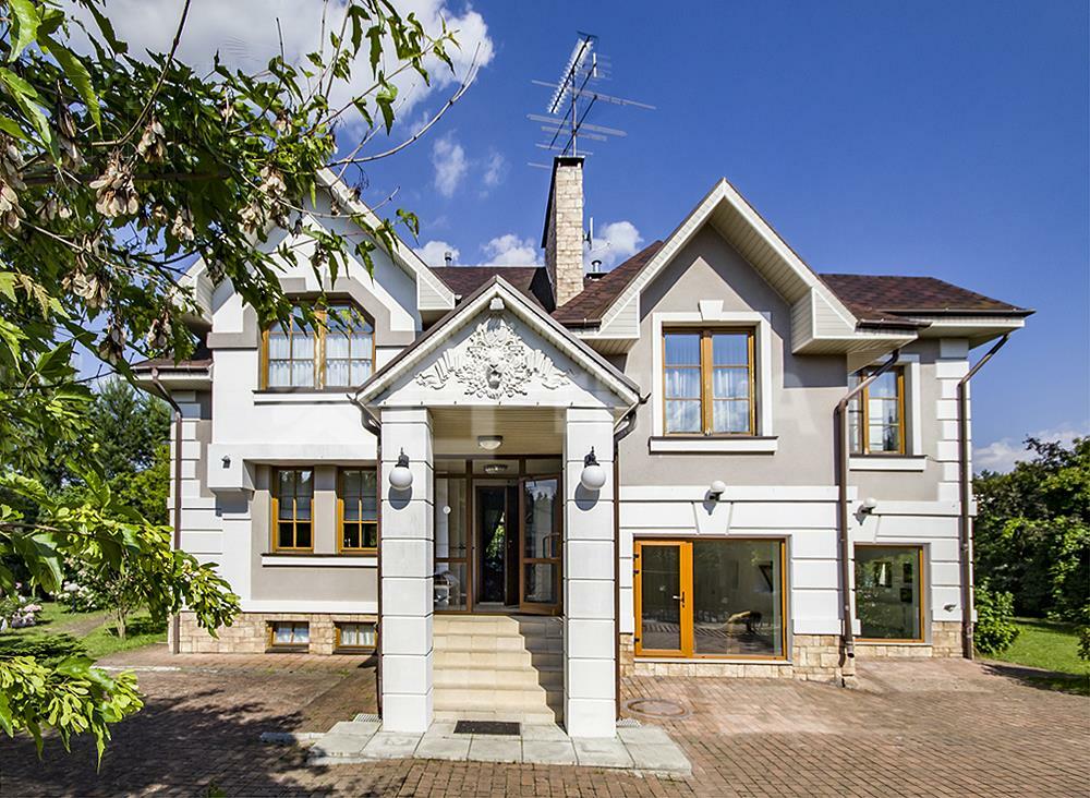 2-этажный коттедж 250 м² с отделкой