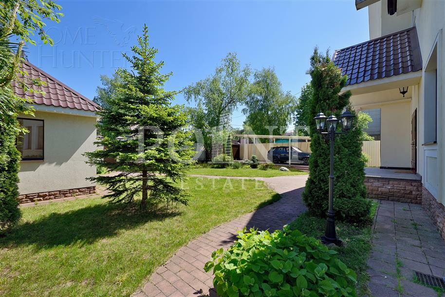 2-этажный коттедж 350 м² с отделкой