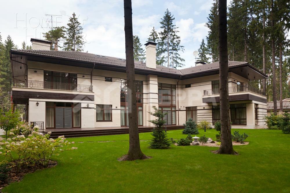 2-этажный коттедж 1 200 м² с отделкой