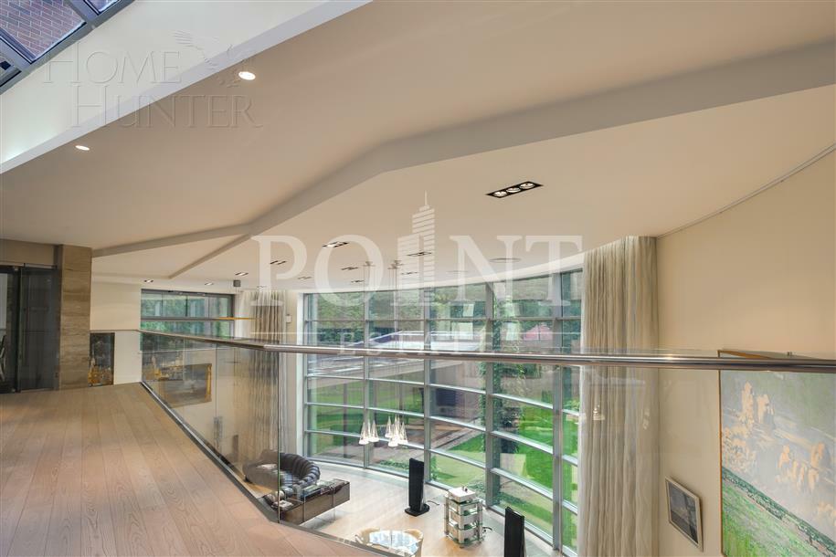 2-этажный коттедж 1 500 м² с отделкой