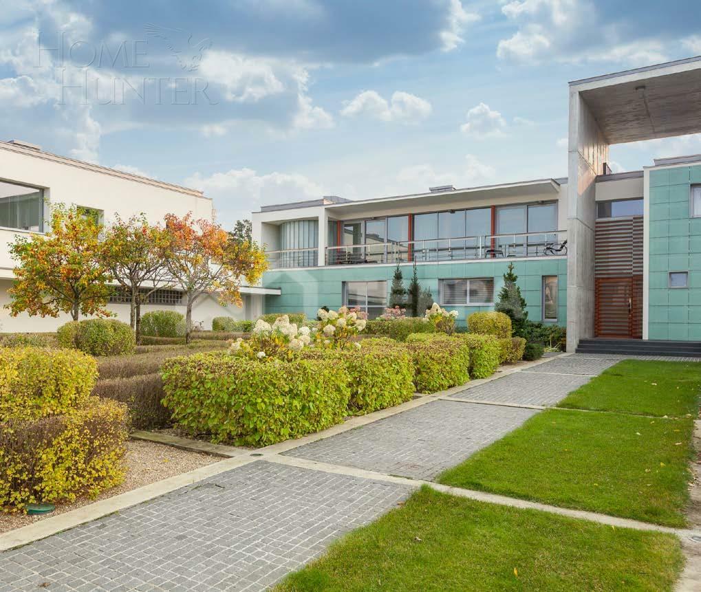 2-этажный коттедж 1 948 м² с отделкой