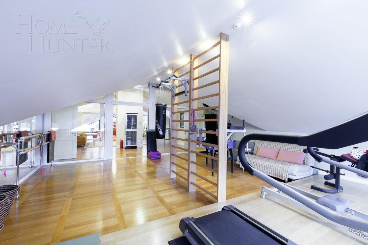 2-этажный коттедж 972 м² с отделкой