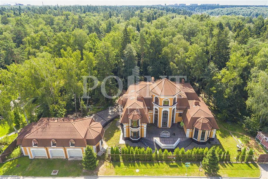 3-этажный коттедж 1 000 м² без отделки