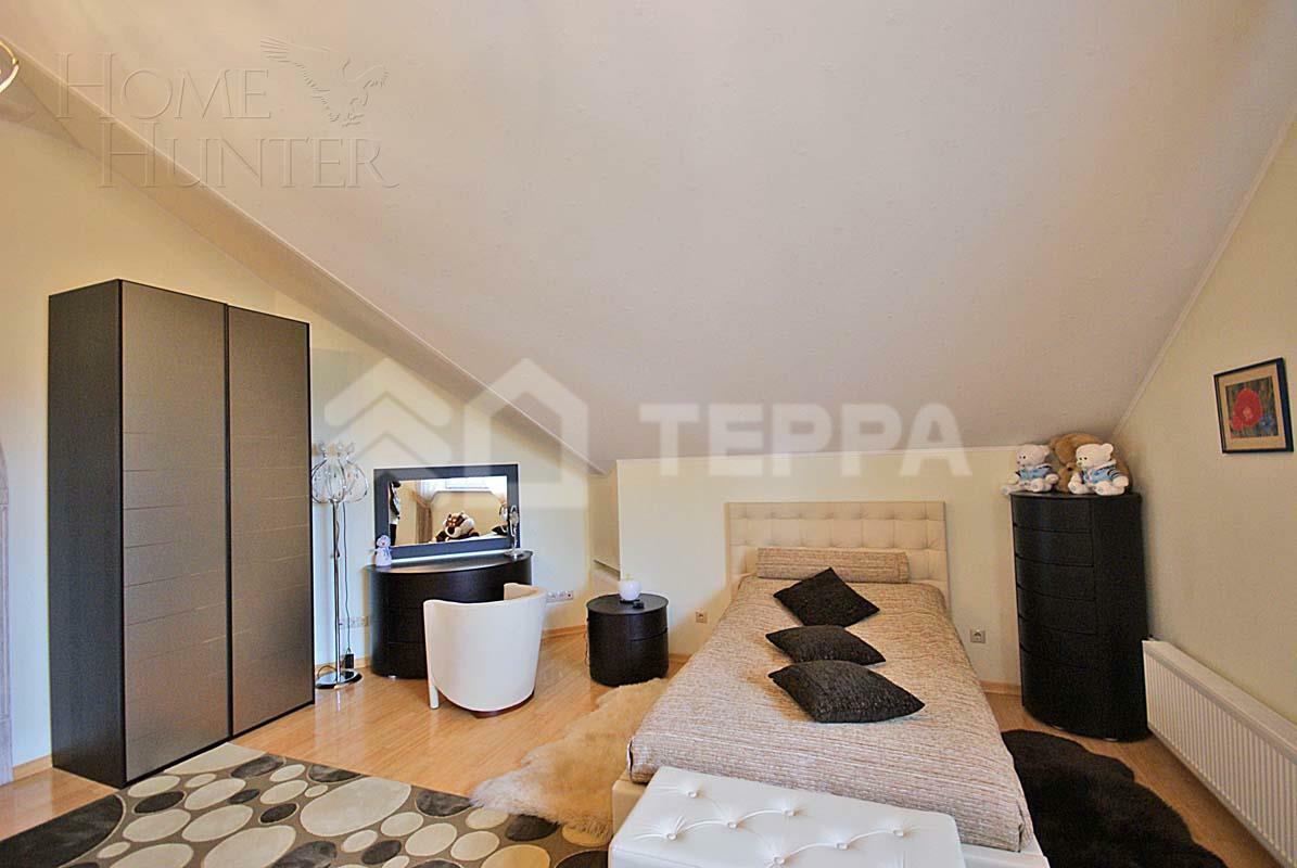 КОТТЕДЖ 1 100 м² с отделкой