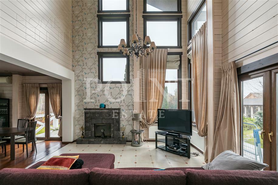 2-этажный коттедж 300 м² с отделкой