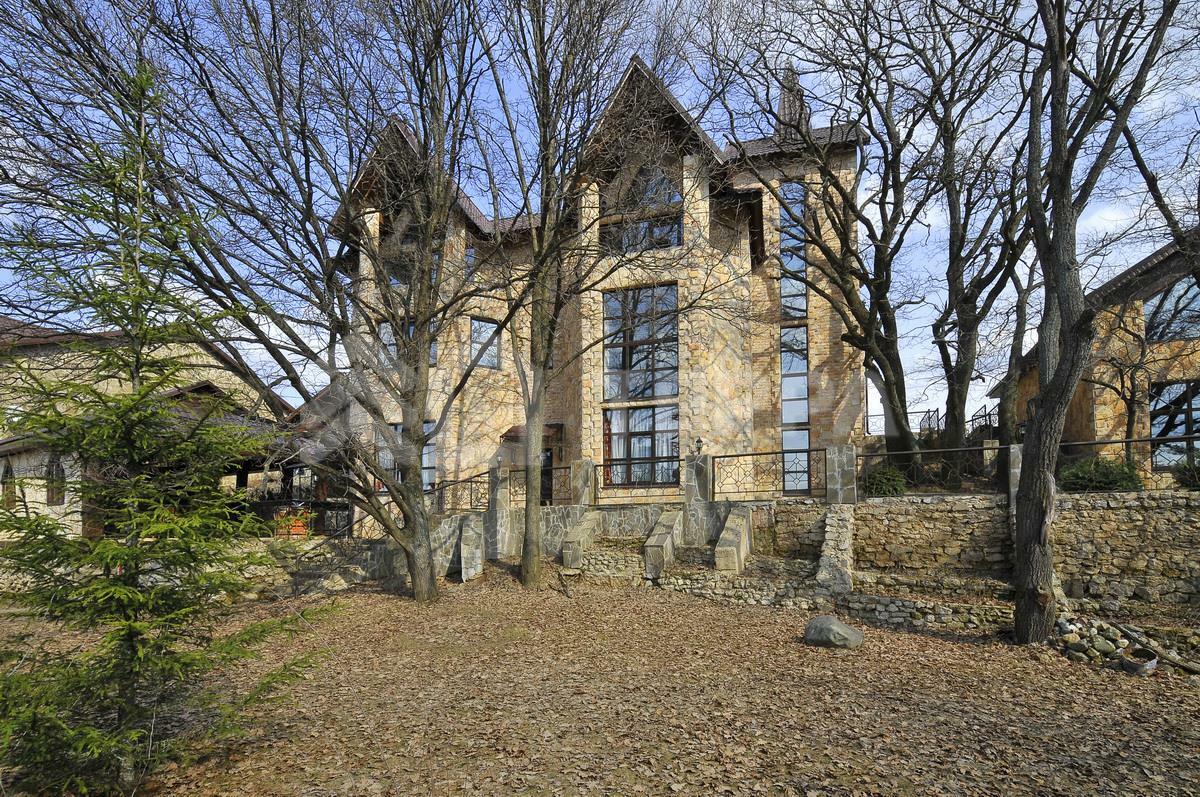 2-этажный коттедж 600 м² с отделкой