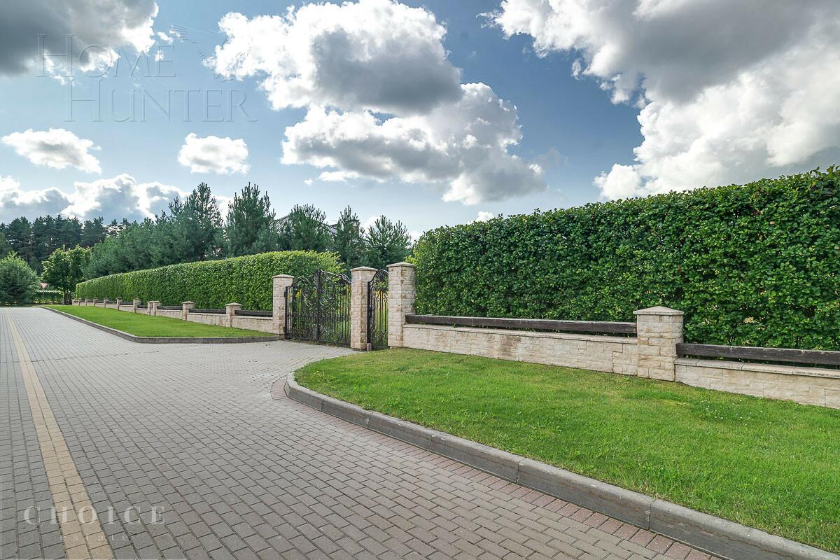 Участок 10 сот. в охраняемом поселке