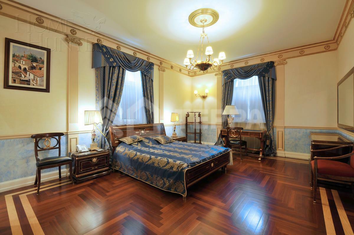 2-этажный коттедж 1 000 м² с отделкой