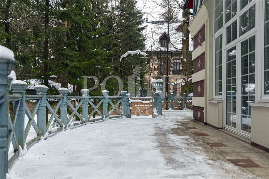 2-этажный коттедж 687 м² с отделкой