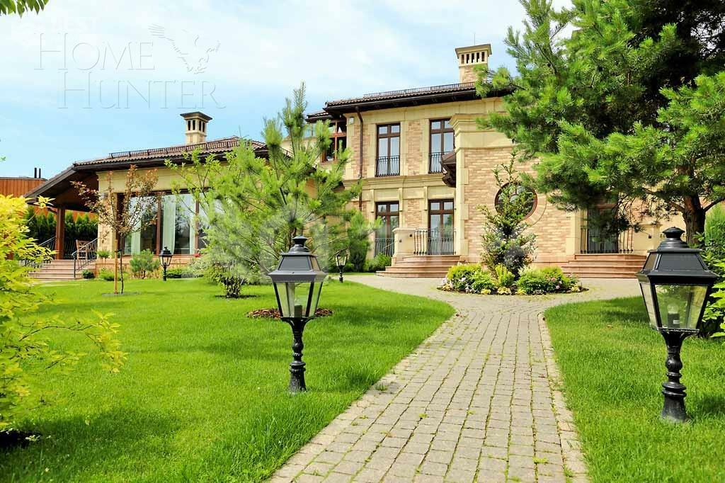 2-этажный коттедж 900 м² с отделкой