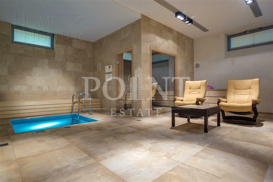 2-этажный коттедж 1 500 м² с отделкой