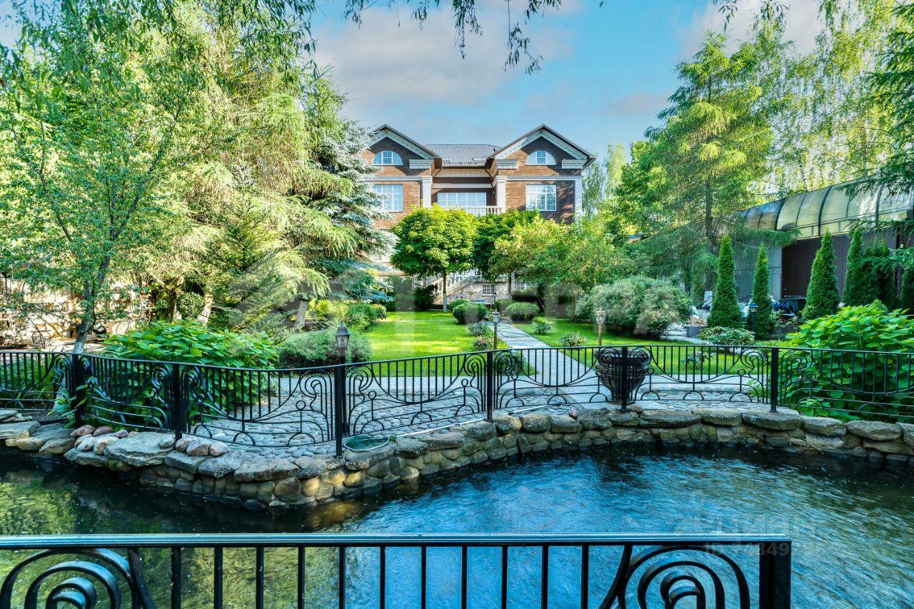 2-этажный коттедж 1 200 м² с отделкой