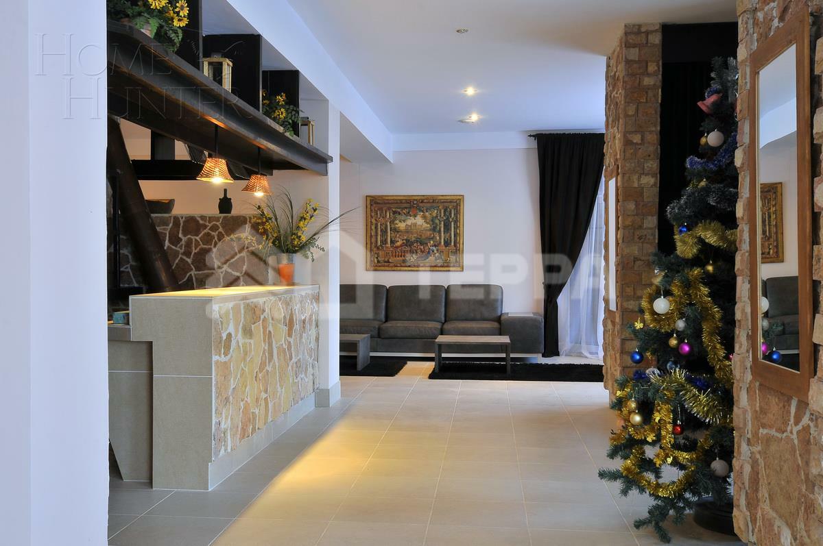 3-этажный коттедж 600 м² с отделкой