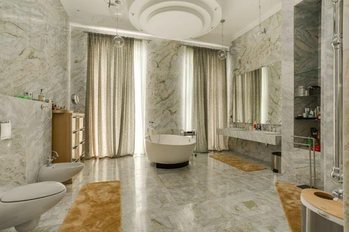 3-этажный коттедж 953 м² с отделкой