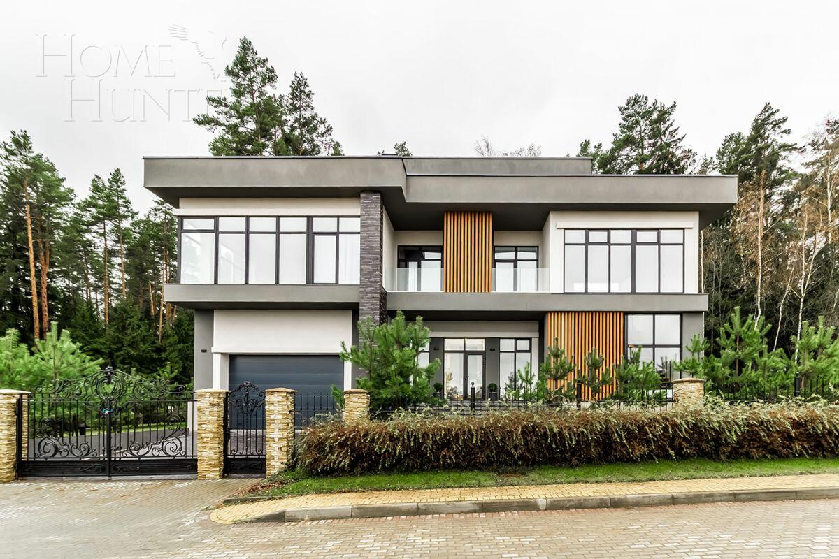 2-этажный коттедж 720 м² с отделкой