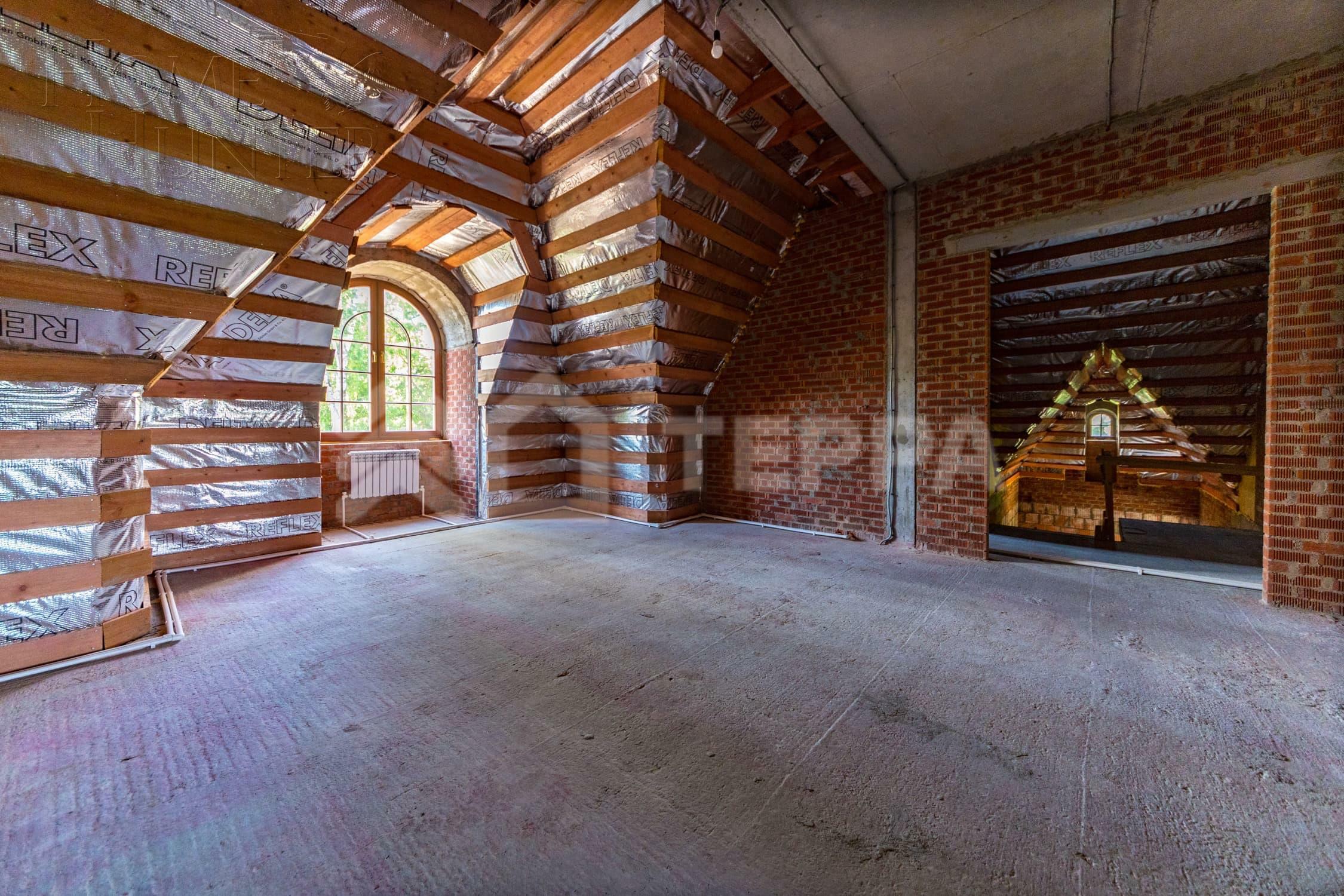 3-этажный коттедж 1 200 м² без отделки