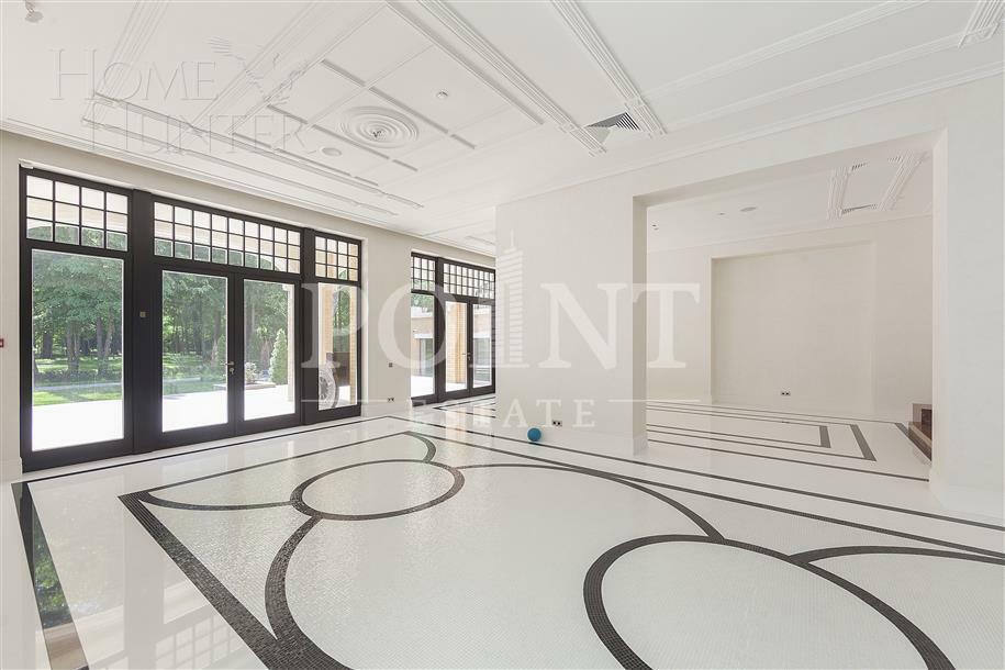 2-этажный коттедж 1 372 м² с отделкой