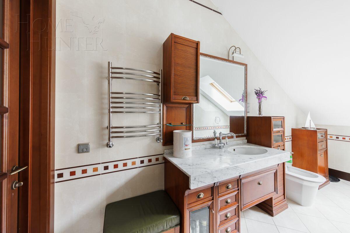 2-этажный коттедж 398.2 м² с отделкой