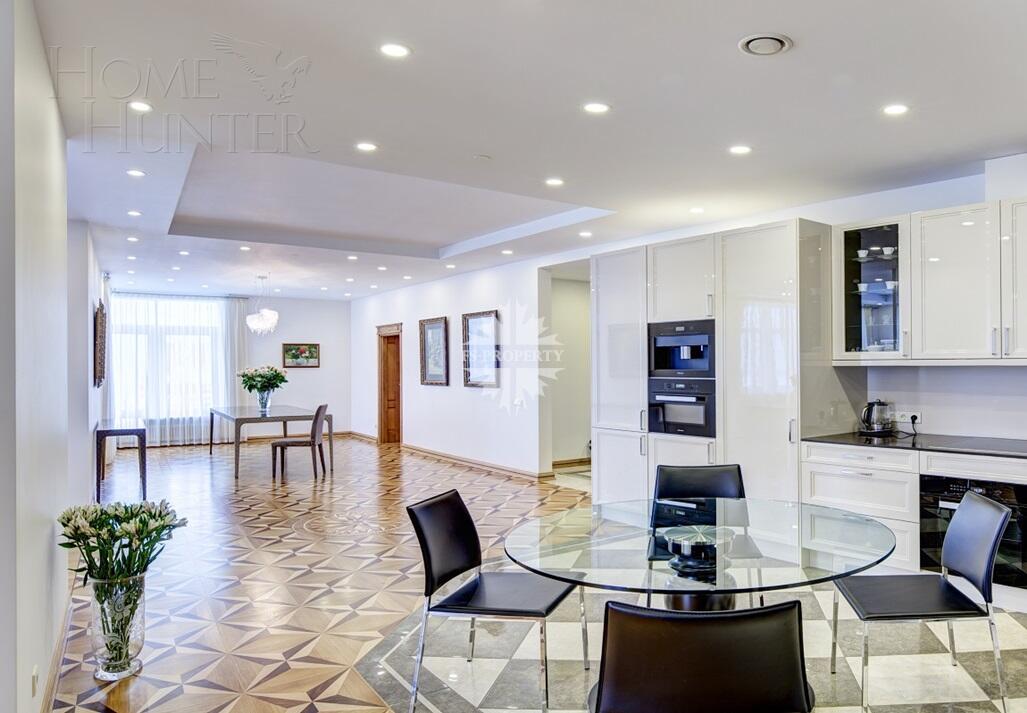 4-КОМН. КВАРТИРА С ОТДЕЛКОЙ 185 М² НА 11 ЭТАЖЕ