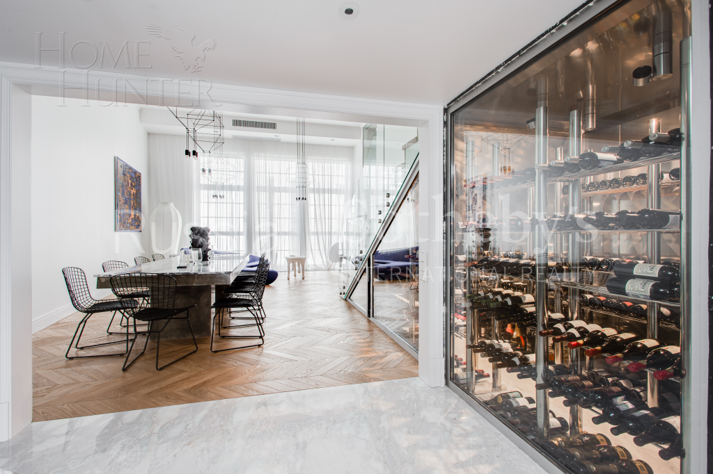 2-УРОВНЕВАЯ КВАРТИРА С ОТДЕЛКОЙ 380 М² НА 4 ЭТАЖЕ