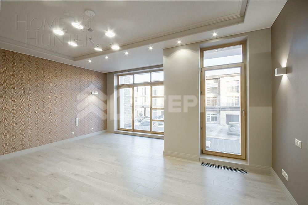 3-этажный таунхаус 291 м² с отделкой