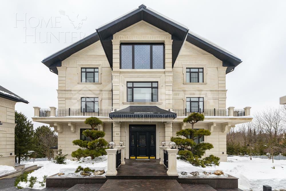 3-этажный коттедж 1 100 м² с отделкой