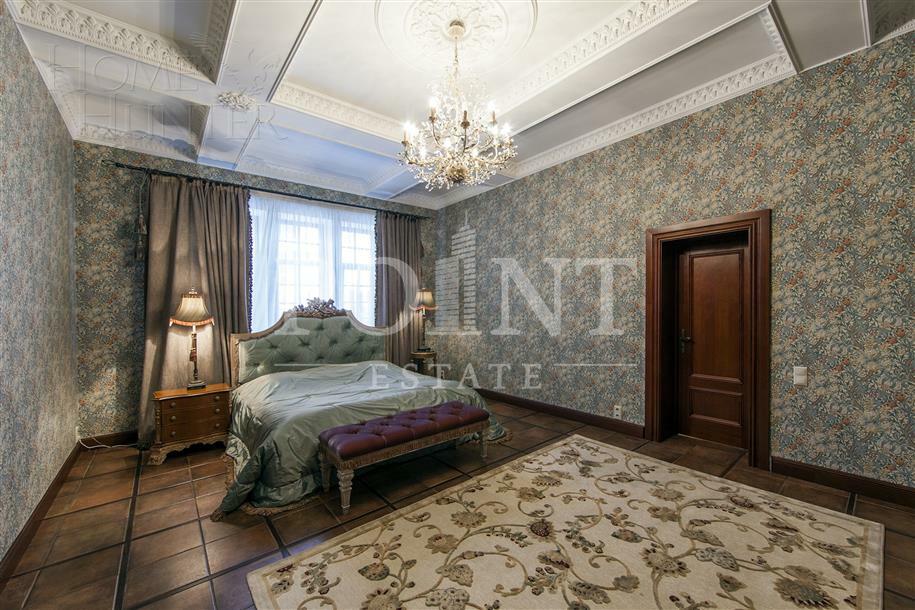 2-этажный коттедж 1 100 м² с отделкой