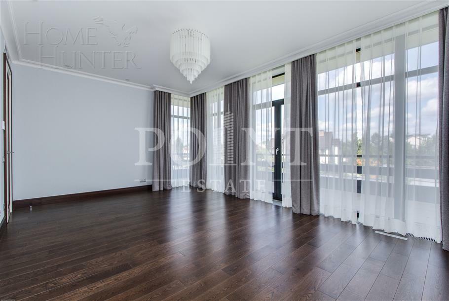 2-этажный коттедж 967.94 м² с отделкой