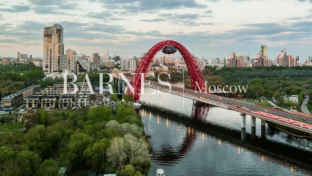 2-этажный коттедж 1 703.4 м² без отделки