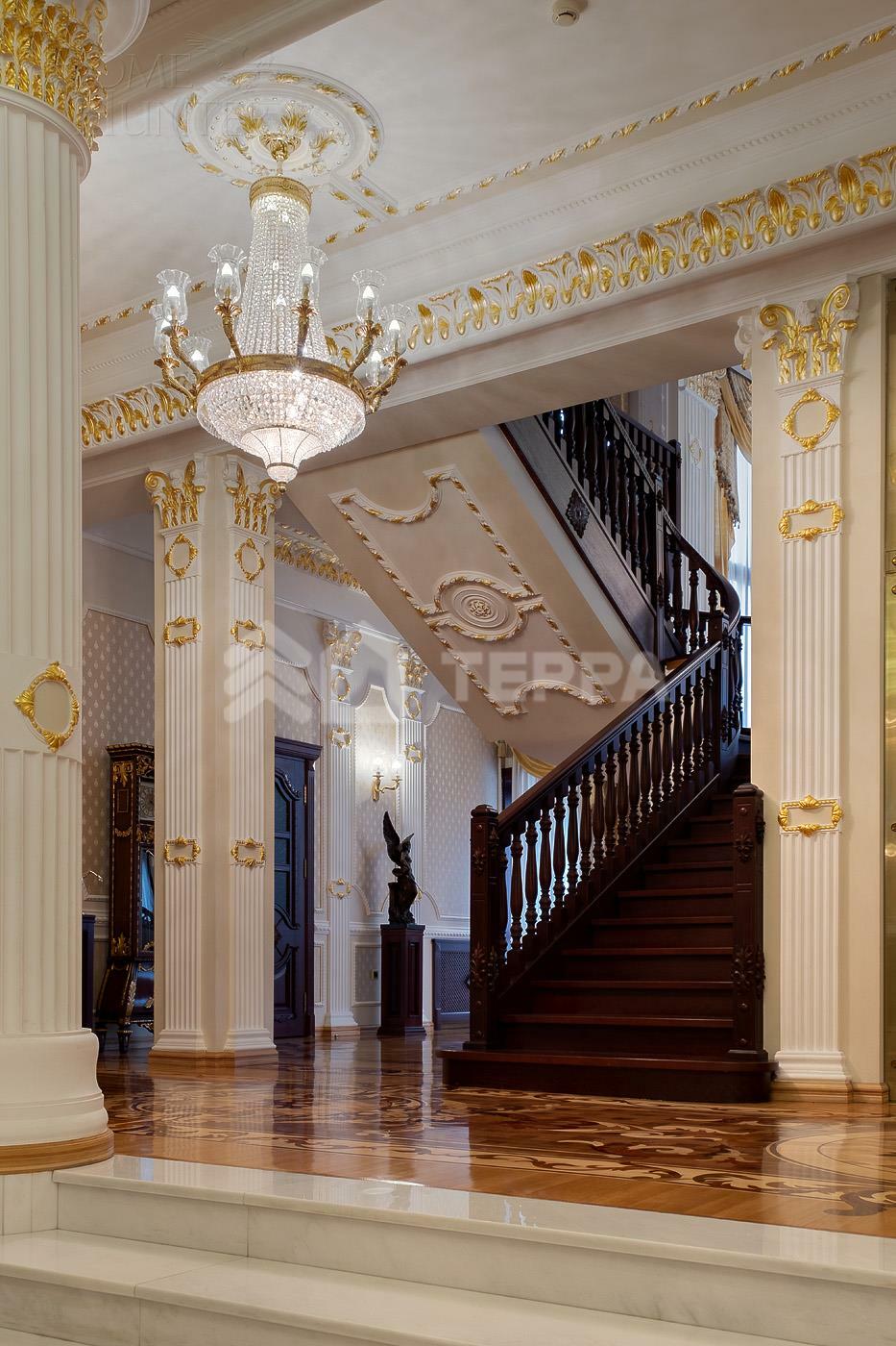 3-этажный коттедж 1 700 м² с отделкой