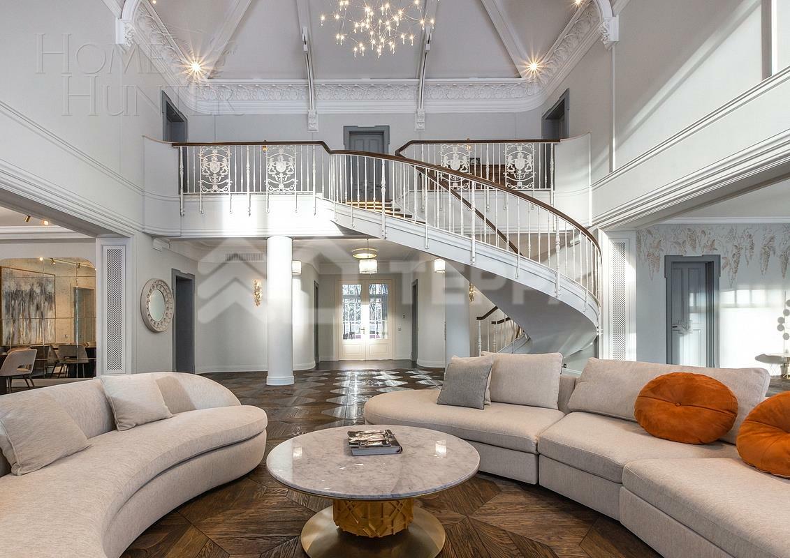 2-этажный коттедж 1 214 м² с отделкой