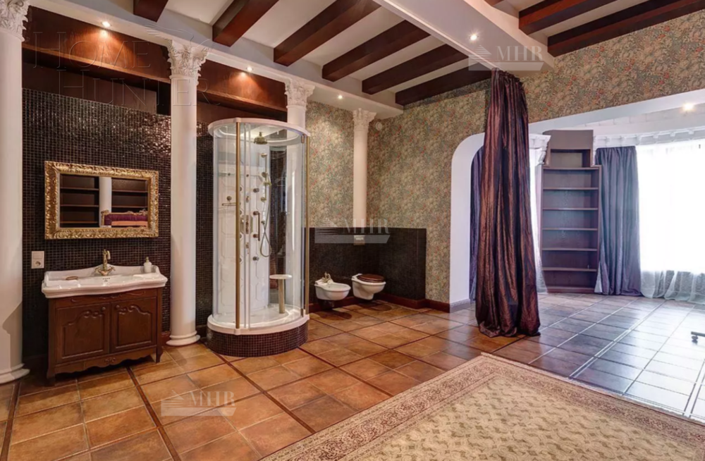 2-этажный коттедж 1 100 м² с отделкой